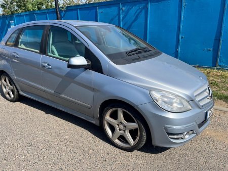 MERCEDES-BENZ B CLASS 2.0 B180 CDI Sport CVT 5dr